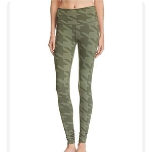Alo Yoga Green Houndstooth Print Leggings